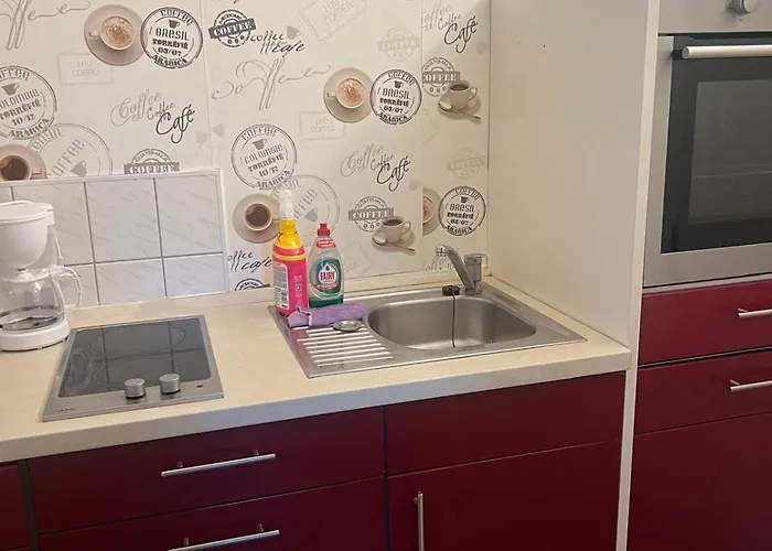 Light-flooded 3-room With Balcony شقة رانجسدورف