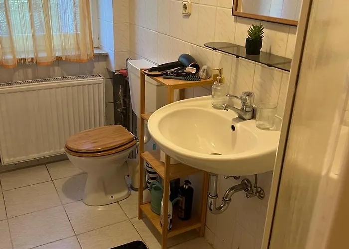 شقة Light-flooded 3-room With Balcony *